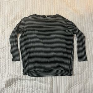 Lululemon oversized long sleeve size 4!!